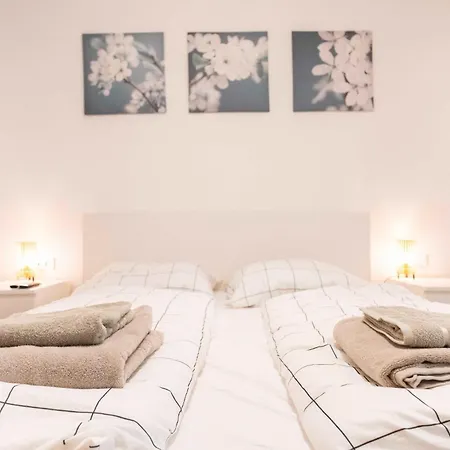 Loft 2br Sleeps 6
